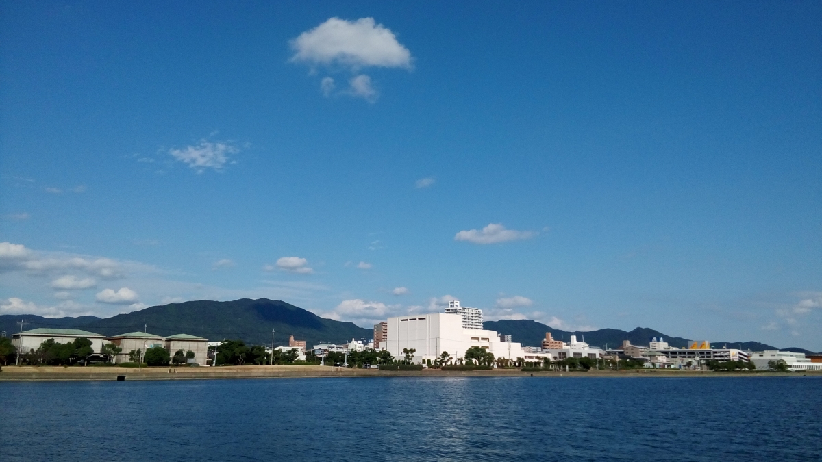蒲郡埠頭のフリー写真素材(Liquid Z530で撮影)