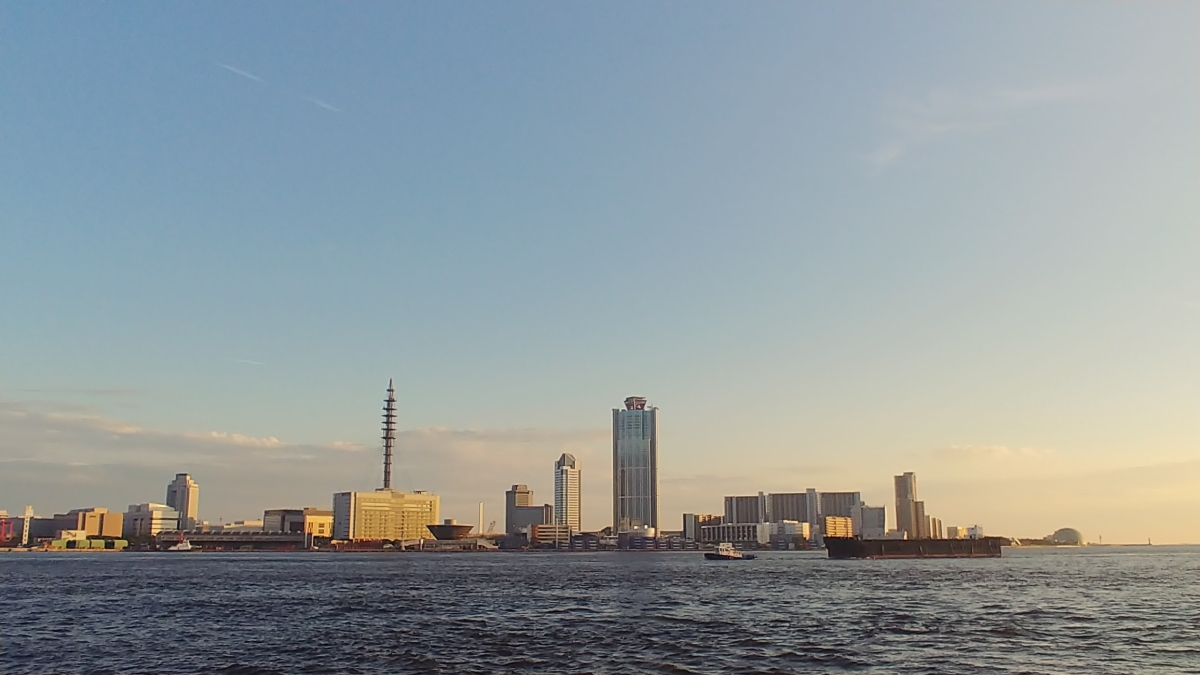 大阪港のﾌﾘｰ写真素材(L02K-JoJoで撮影)