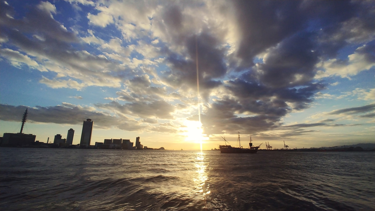 大阪港のﾌﾘｰ写真素材(L02K-JoJoで撮影)