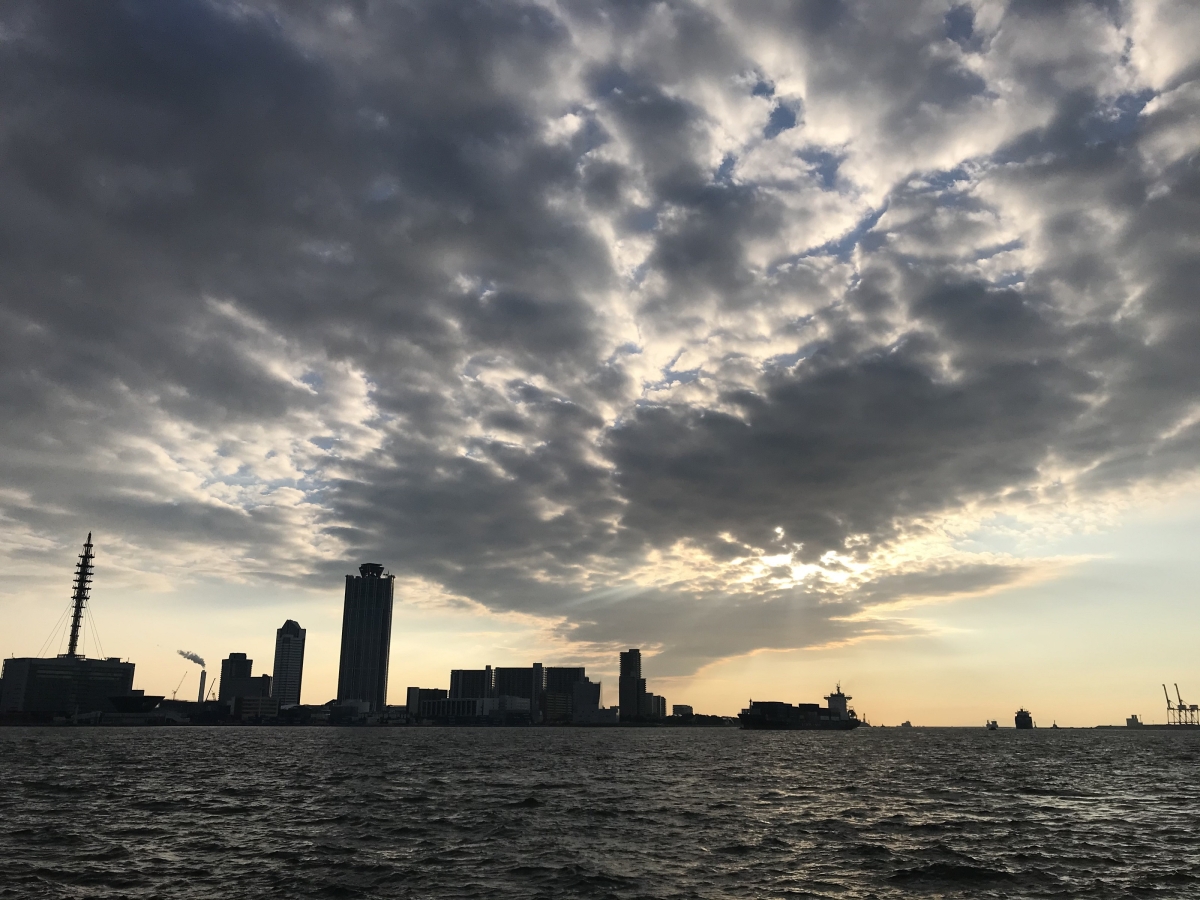 大阪港のﾌﾘｰ写真素材(iPhone7で撮影)