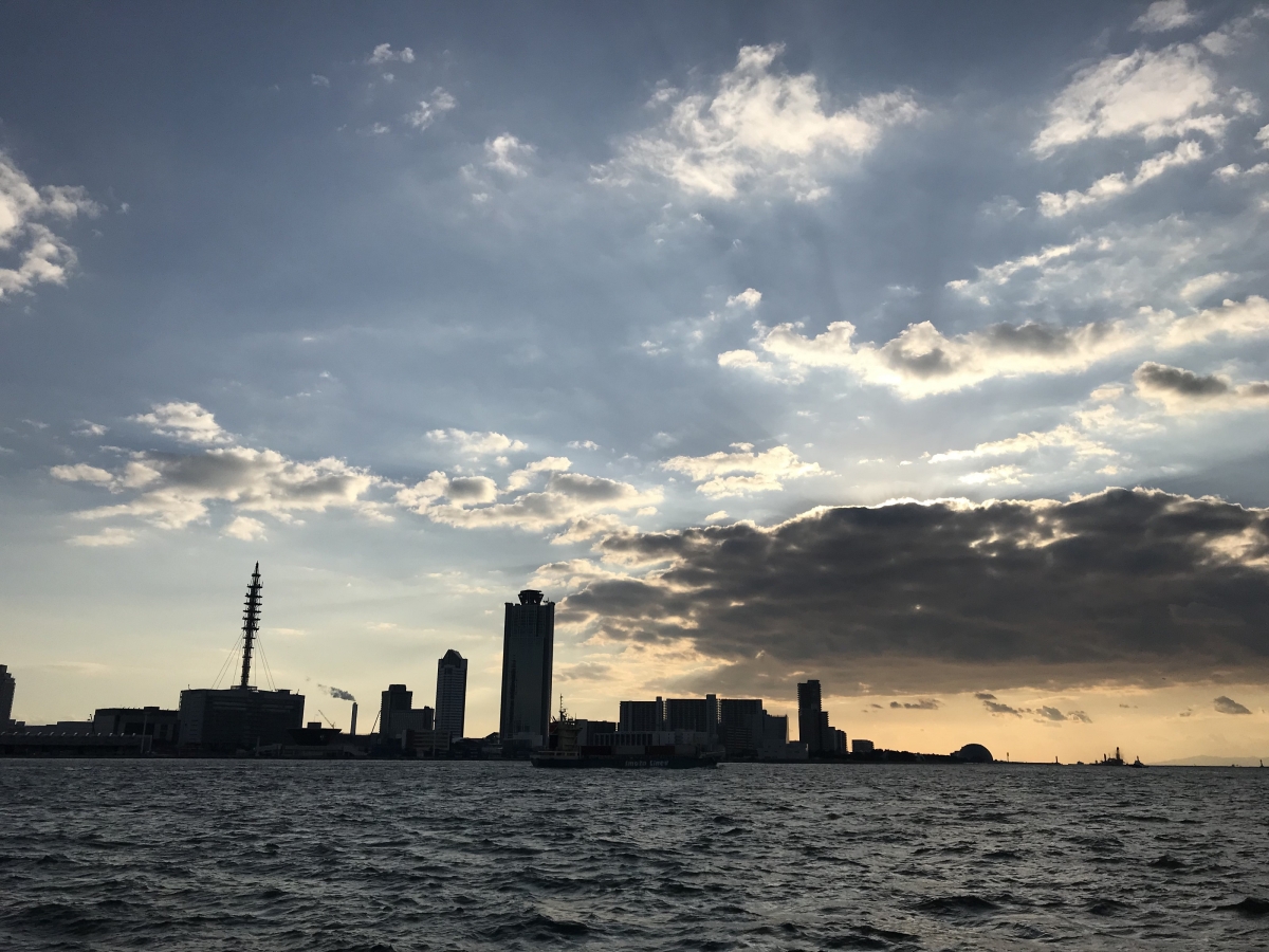大阪港のﾌﾘｰ写真素材(iPhone7で撮影)